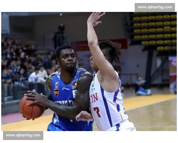 琼斯vs巅峰对手强强碰撞引爆赛场格局之战全面升级终极较量新时代篇章